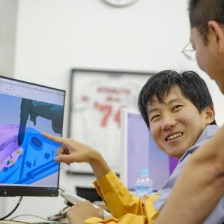 コネクター用材料で外装耐熱大型部品？PBT材を使った商品開発